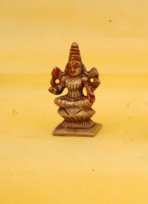 1982 | Devi deity worshipped by The Avatār from age 4