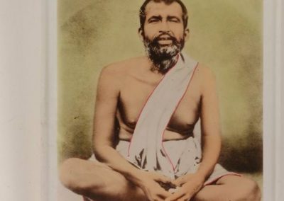1995|The Avatār’s laminated photograph of Sri Ramakrishna